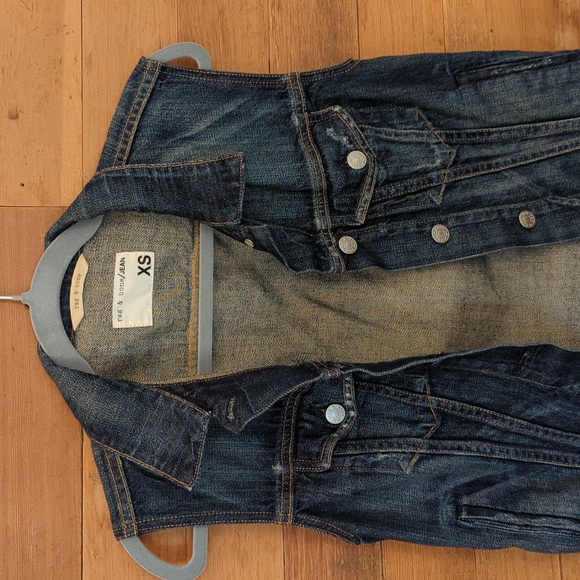 Rag & Bone Jean Distressed Dark Blue Women's Denim Button Vest Jacket Top Sz XS - Picture 3 of 10